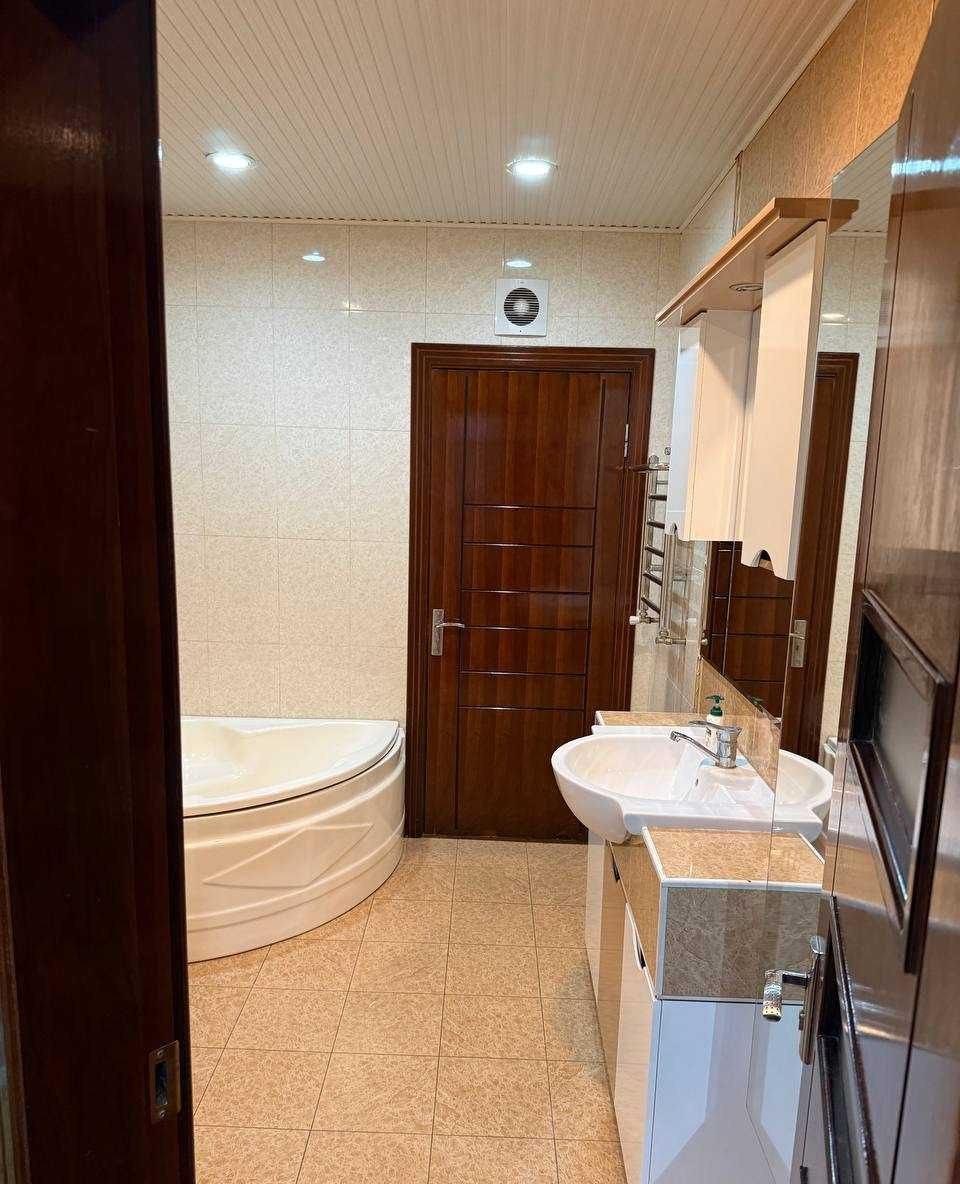 Сдаётся 2-комн. квартира, 70 м² · Яшнабад — фото 3