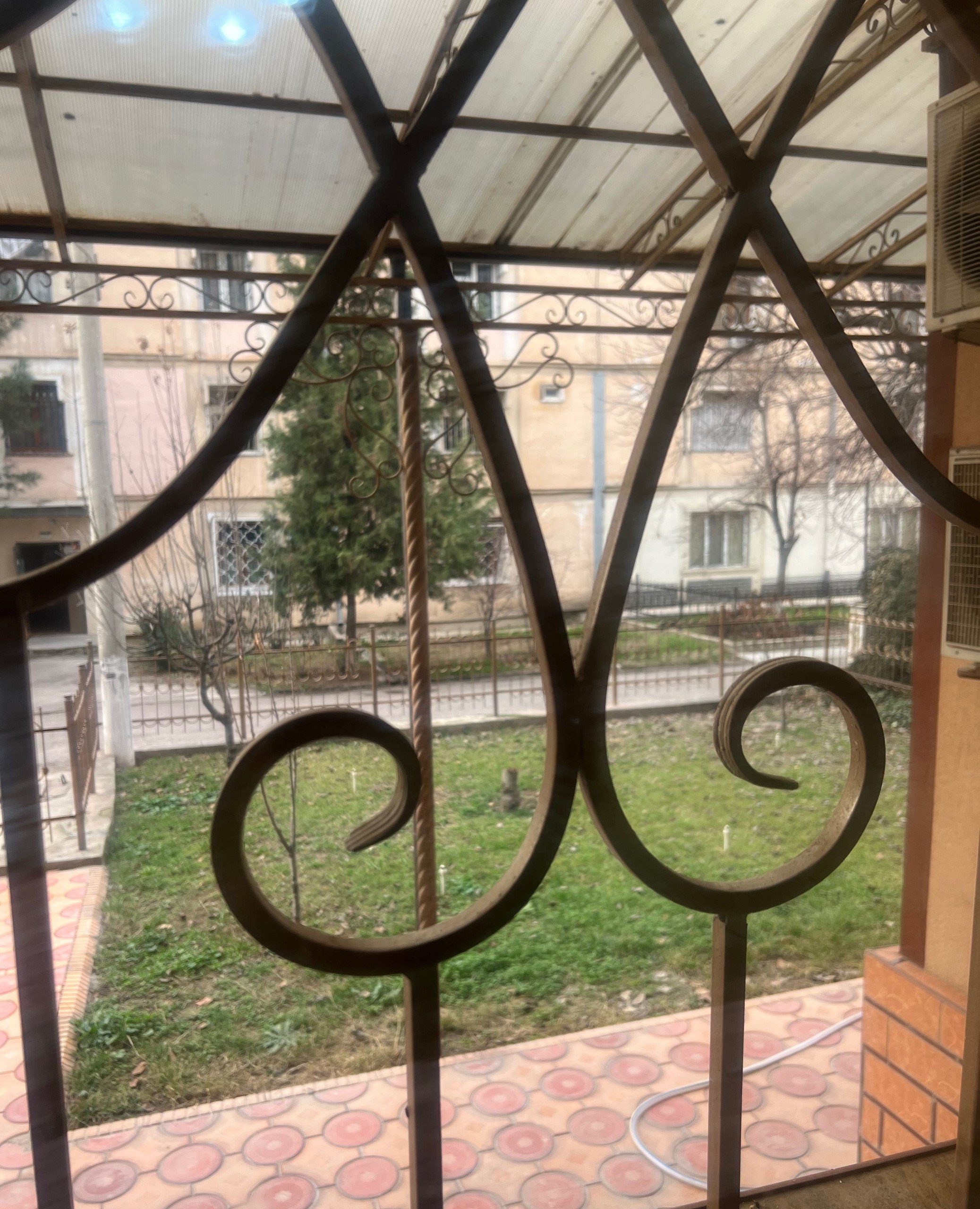 Сдаётся 3-комн. квартира, 130 м² · Учтепа — фото 1