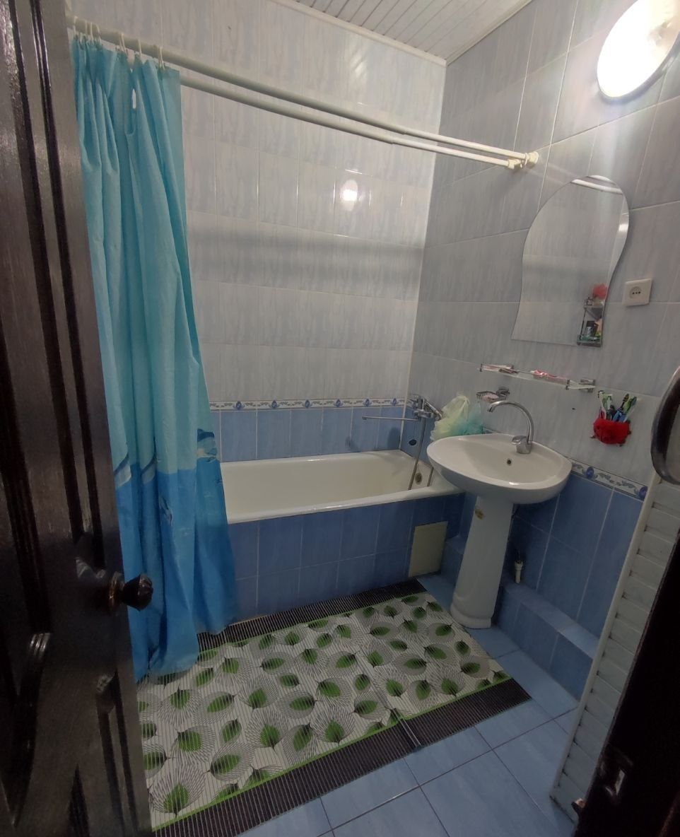 Продаётся 4-комн. квартира, 66 м² · Мирзо-Улугбек — фото 8