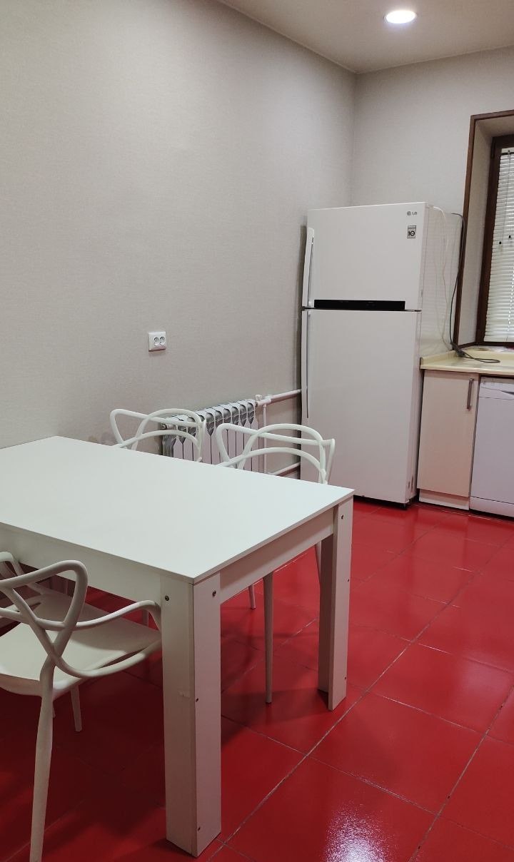 For rent 4-room apartment, 100 m² · Mirabad — photo 2
