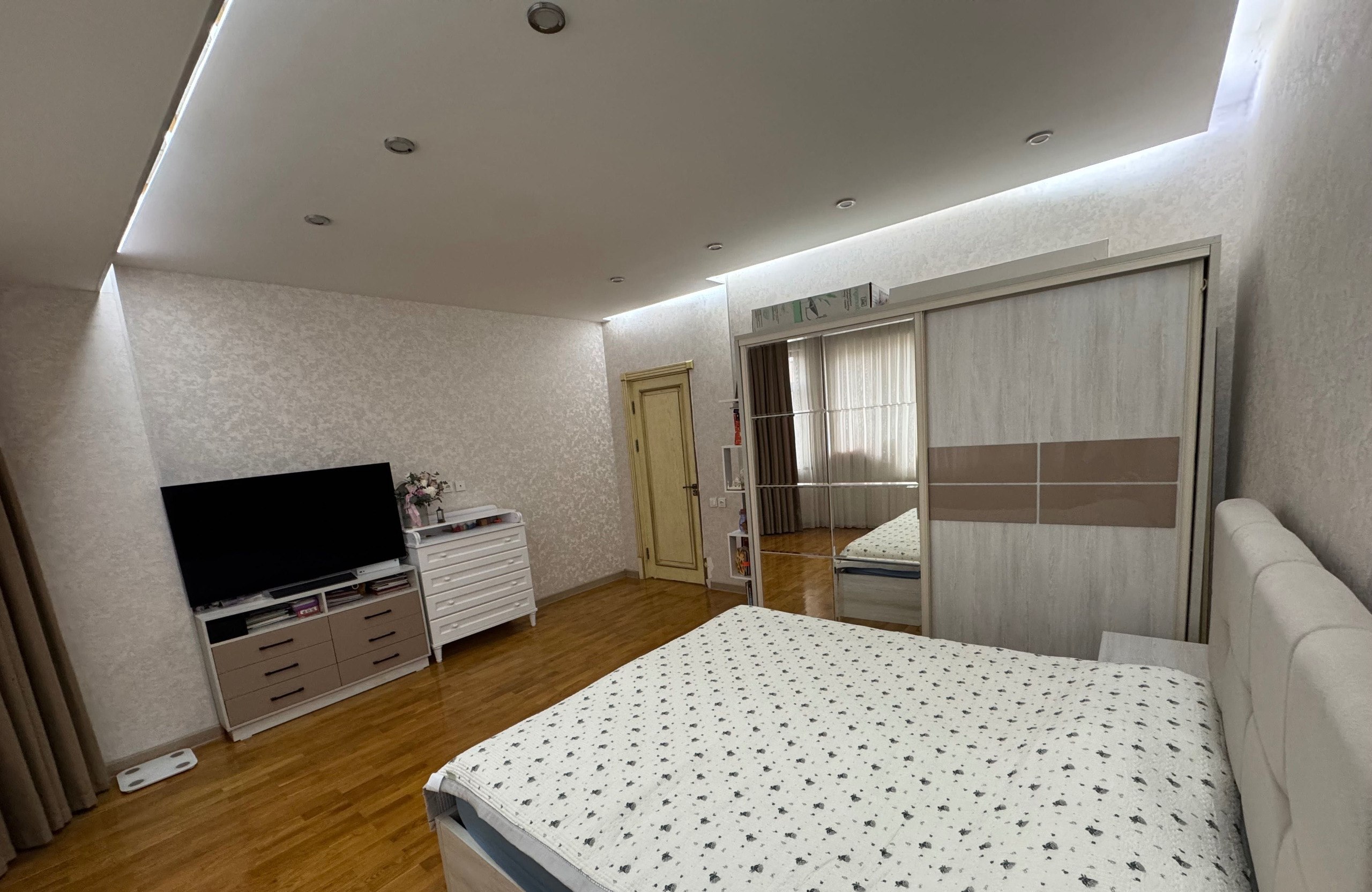Sotiladi 2 xonali xonadon, 84 m² · Yashnobod — surat 9