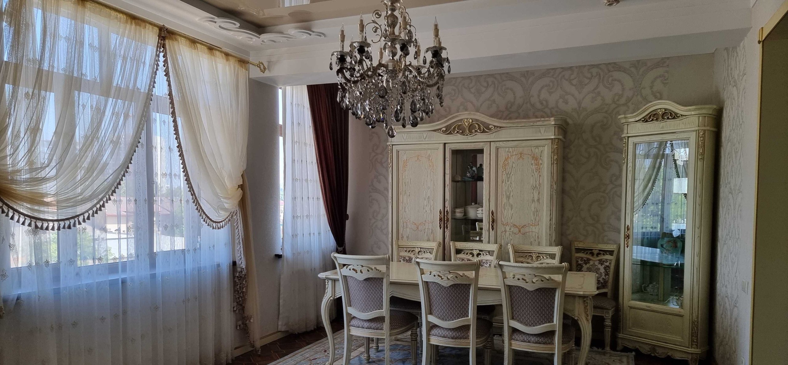 For rent 3-room apartment, 100 m² · Yakkasaray — photo 1