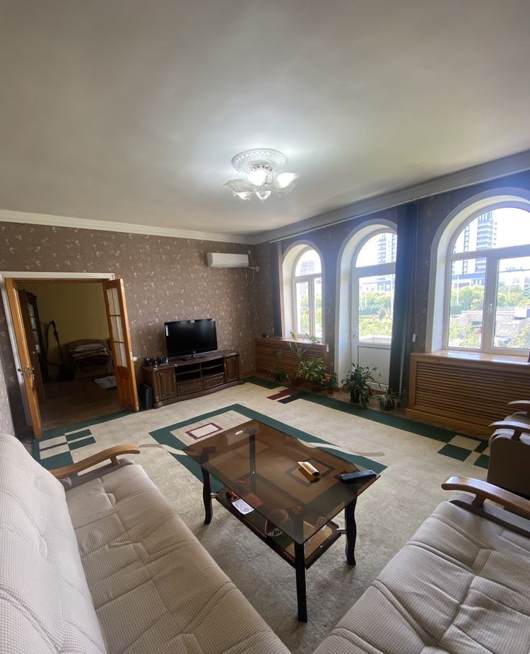 Сдаётся 3-комн. квартира, 90 м² · Мирабад — фото 8