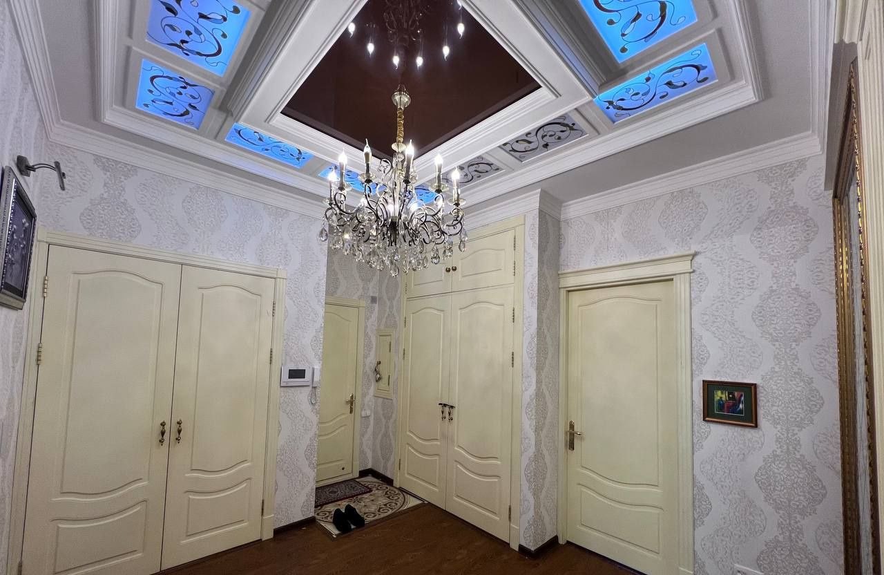 For rent 4-room apartment, 220 m² · Mirzo-Ulugbek — photo 6