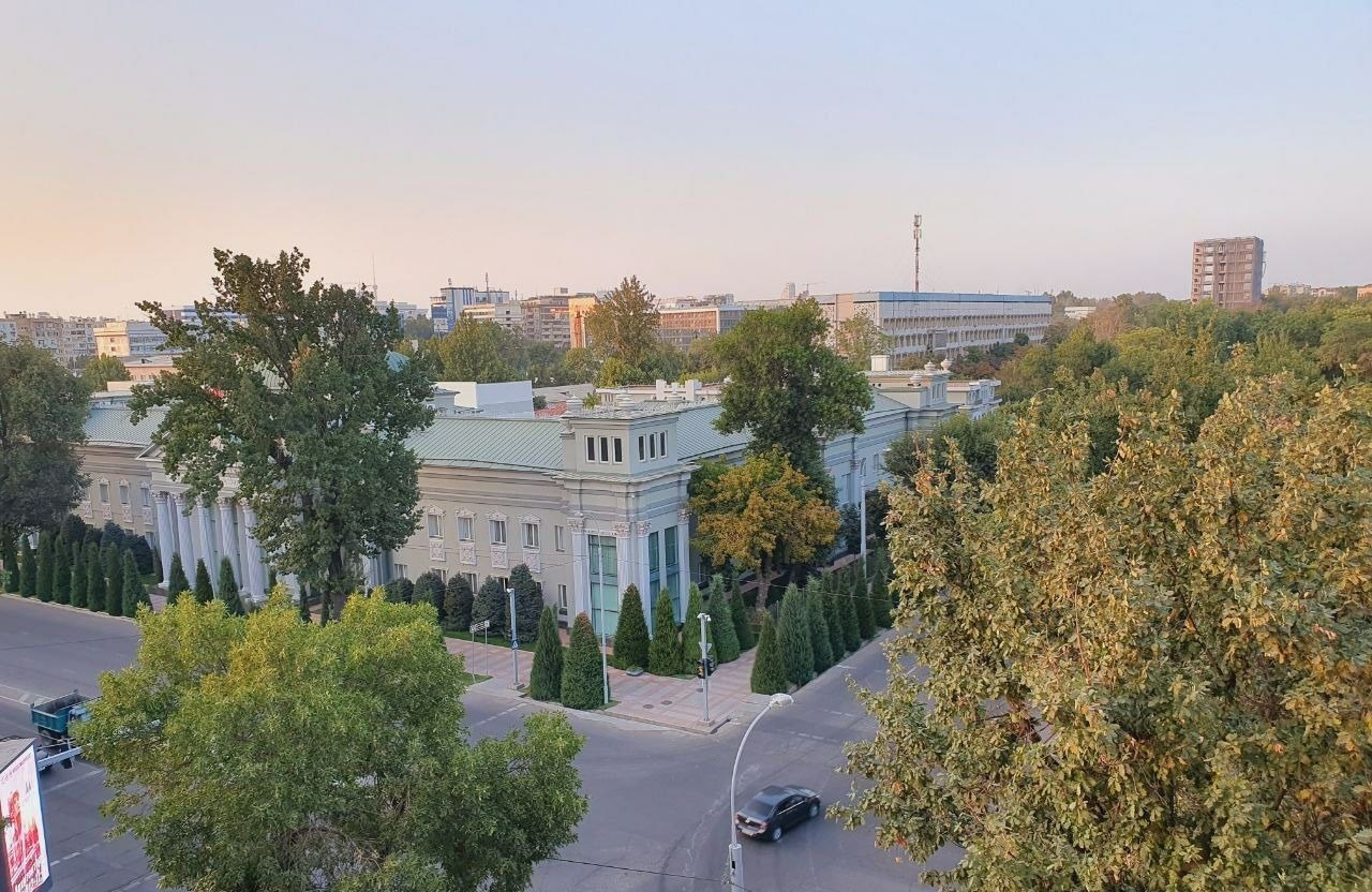 Сдаётся 3-комн. квартира, 119 м² · Мирабад — фото 6