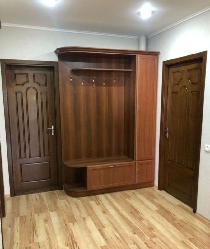 For rent 3-room apartment, 800 m² · Mirzo-Ulugbek — photo 1