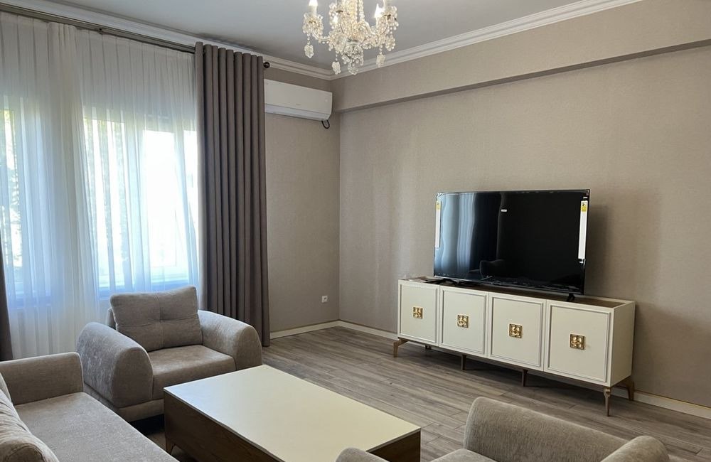 Сдаётся 2-комн. квартира, 80 м² · Юнусабад — фото 1