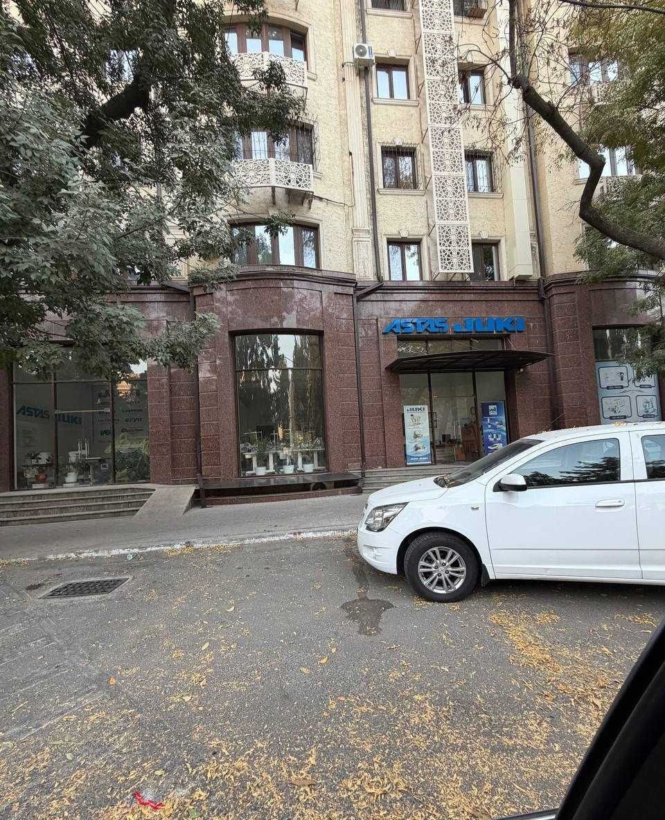 Сдаётся коммерческое помещение, 530 м² · Мирабад — фото 1