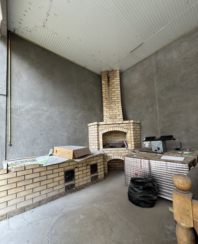 Ijaraga tijorat binosi, 700 m² · Uchtepa — surat 2