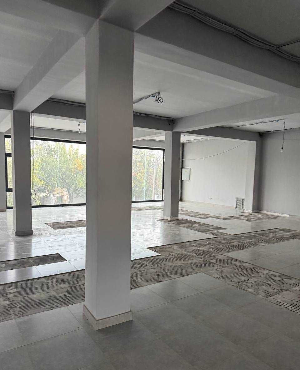 Сдаётся коммерческое помещение, 550 м² · Яккасарай — фото 1