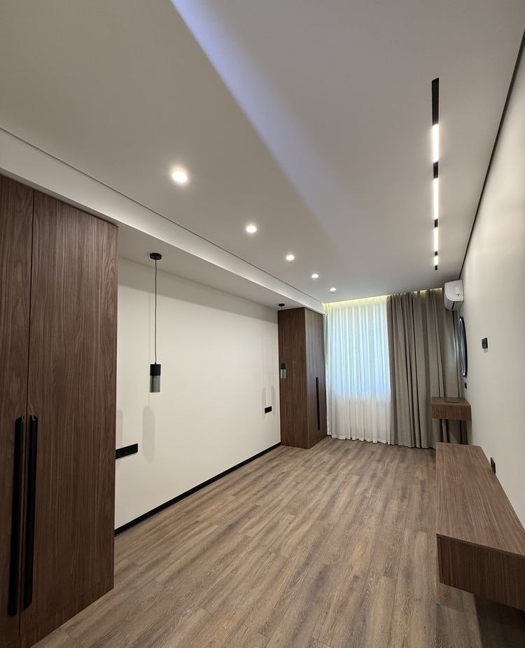 For sale 3-room apartment, 140 m² · Mirabad — photo 1