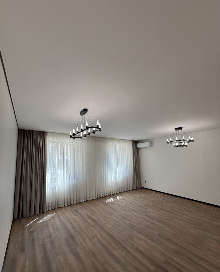 For sale 3-room apartment, 140 m² · Mirabad — photo 2