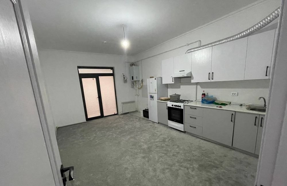 Сдаётся 2-комн. квартира, 77 м² · Учтепа — фото 4