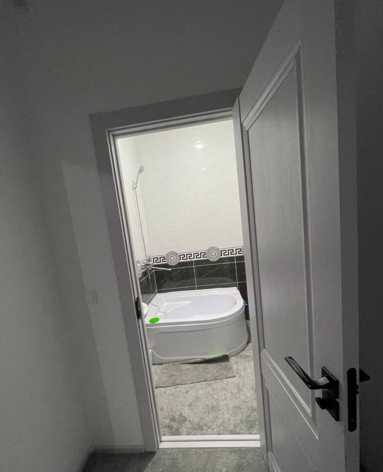 Сдаётся 2-комн. квартира, 77 м² · Учтепа — фото 6