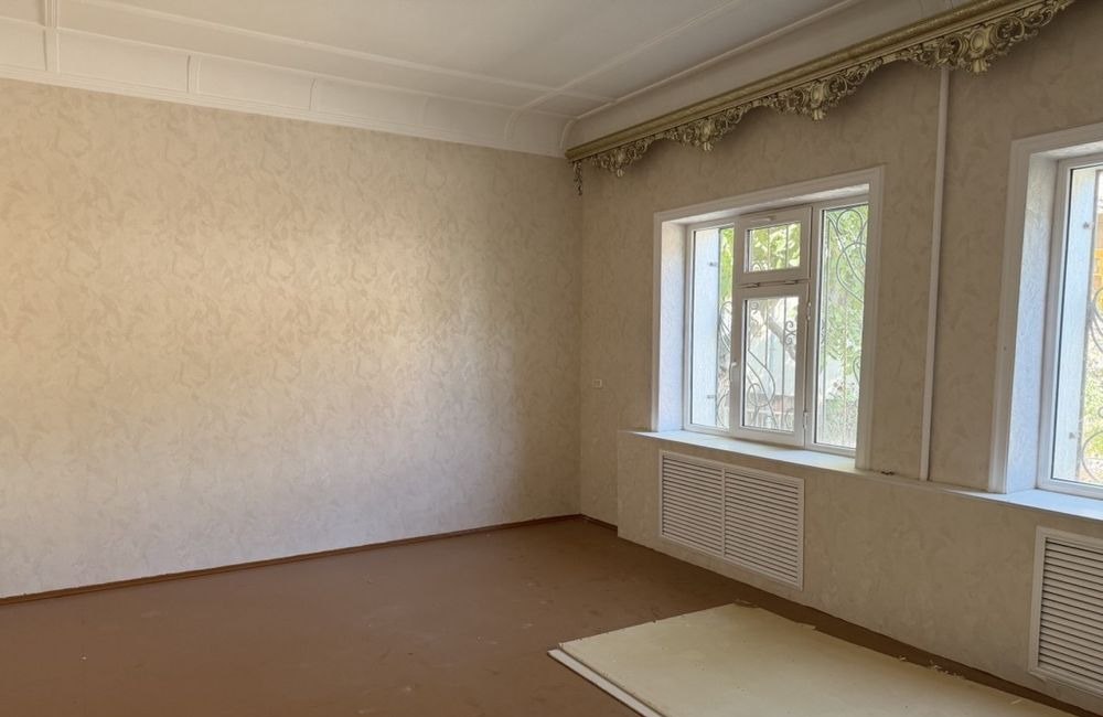 Ijaraga tijorat binosi, 300 m² · Yunusobod — surat 1