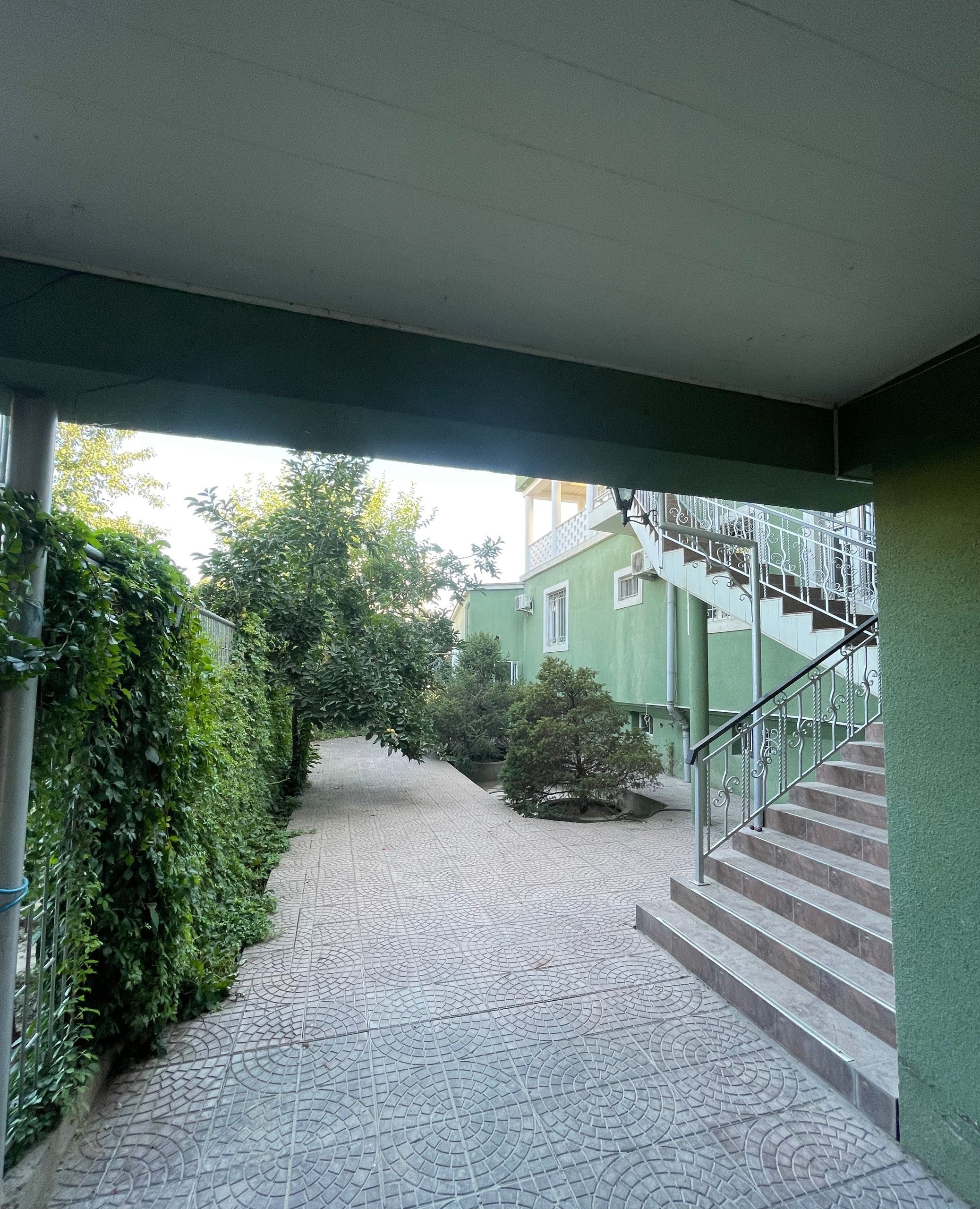 For rent 7-room house · Mirabad — photo 1
