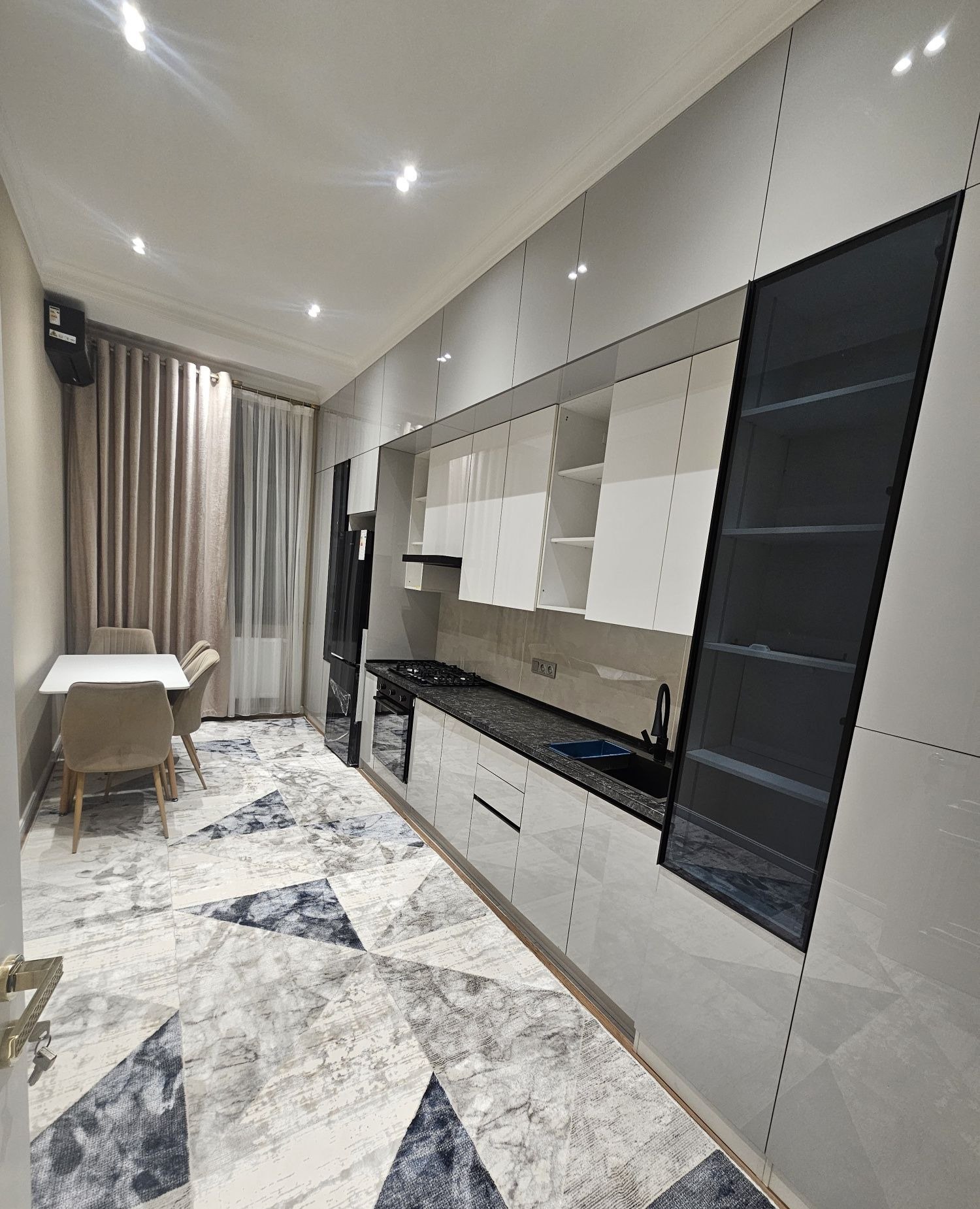 For sale 1-room apartment, 52 m² · Yakkasaray — photo 3