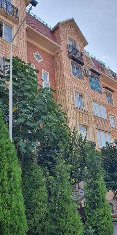 Продаётся 3-комн. квартира, 112 м² · ЖК Gabus · Мирабад — фото 1