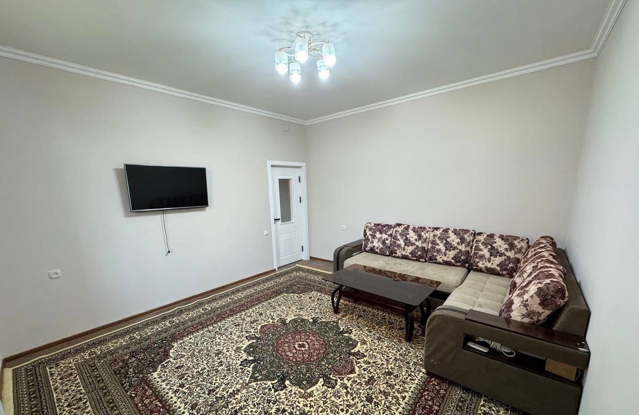 Продаётся 2-комн. квартира, 55 м² · Шайхантахур — фото 1