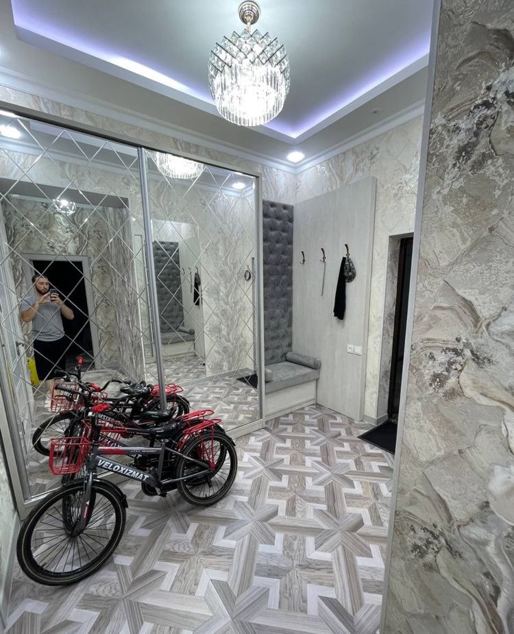 Sotiladi 4 xonali xonadon, 101 m² · Mirzo Ulug‘bek — surat 1