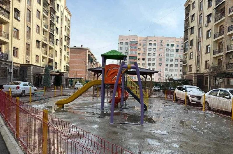 Sotiladi 6 xonali xonadon, 252 m² · Olmazor — surat 3