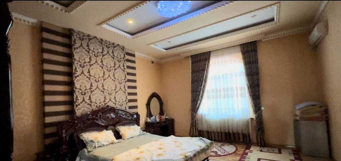 Sotiladi 12 xonali hovli, 1 m² · Mirzo Ulug‘bek — surat 8