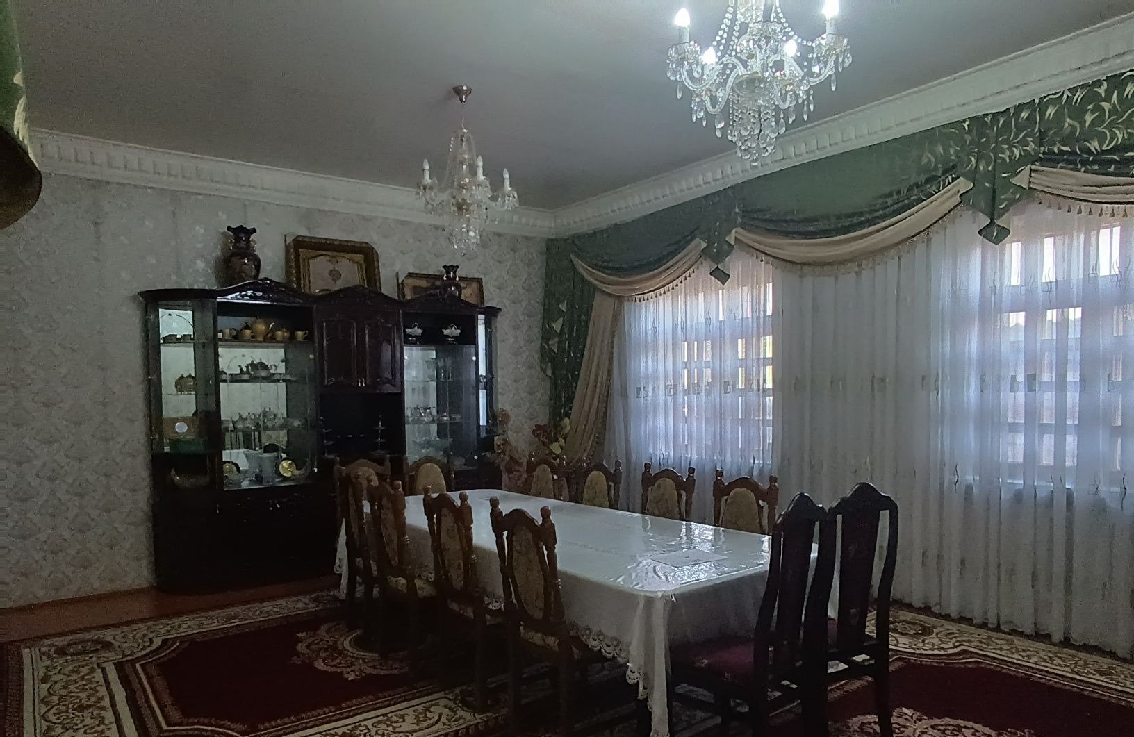 Sotiladi 8 xonali hovli, 300 m² · Yashnobod — surat 3