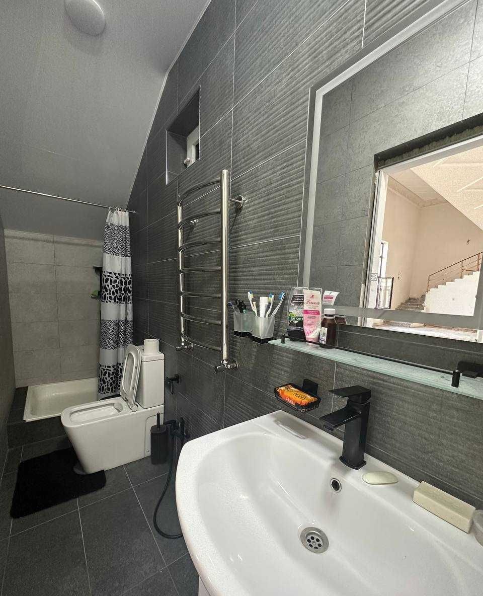 Sotiladi 10 xonali hovli, 450 m² · Chilonzor — surat 2