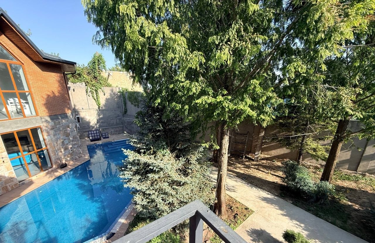 Sotiladi 9 xonali hovli, 500 m² · Mirzo Ulug‘bek — surat 8