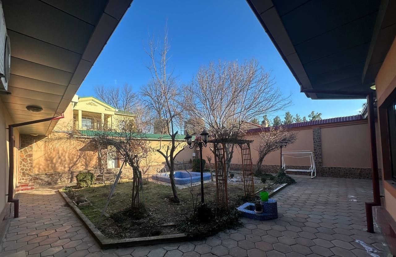 For sale 6-room house · Mirabad — photo 2