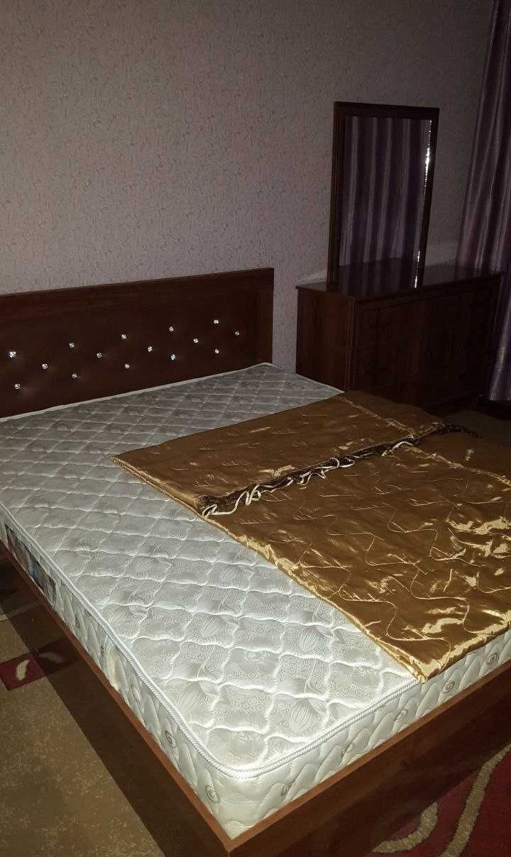 Sotiladi 4 xonali xonadon, 85 m² · Mirzo Ulug‘bek — surat 2