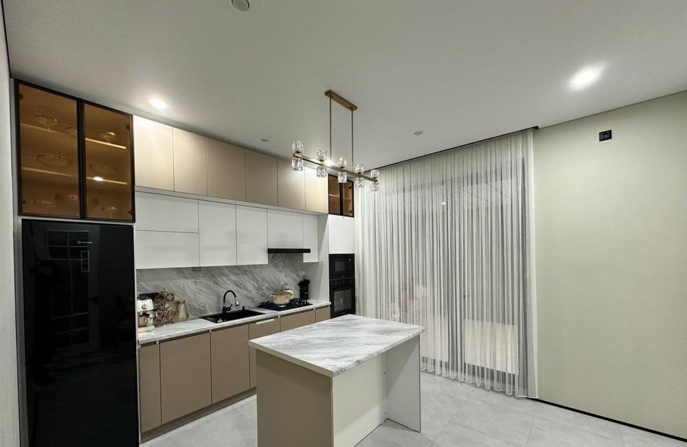 Sotiladi 7 xonali xonadon, 200 m² · Olmazor — surat 6