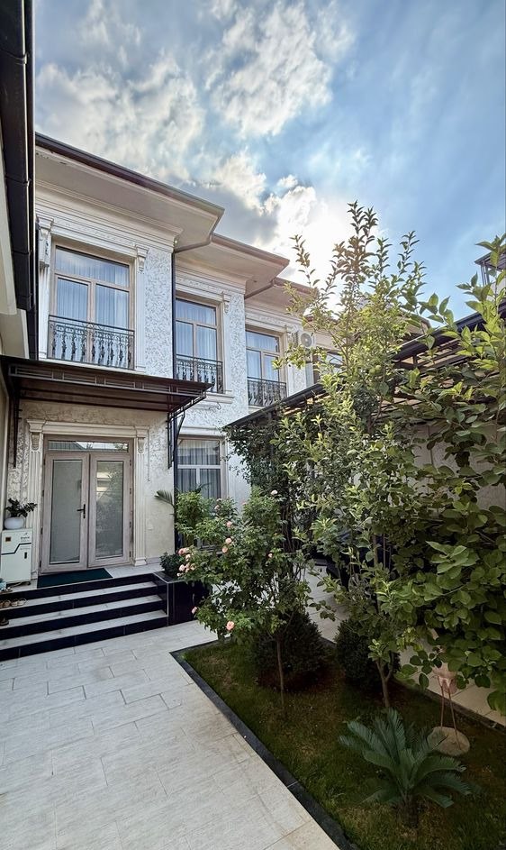 Продаётся 5-комн. дом, 300 м² · Мирзо-Улугбек — фото 1