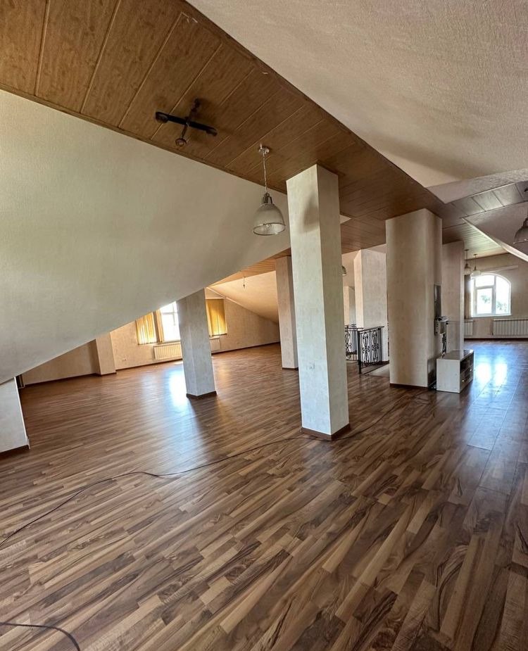 Sotiladi 10 xonali hovli, 1 m² · Yunusobod — surat 6