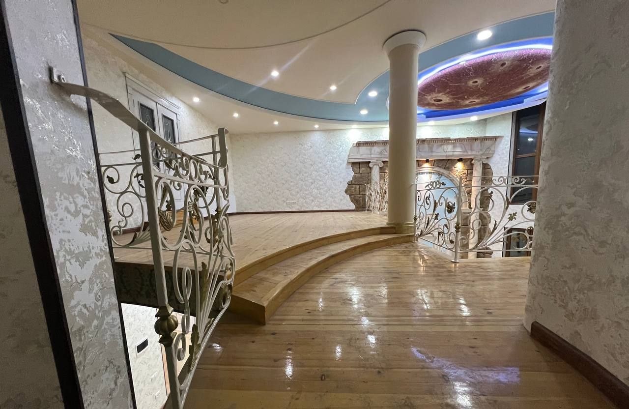 Sotiladi 7 xonali hovli · Uchtepa — surat 2