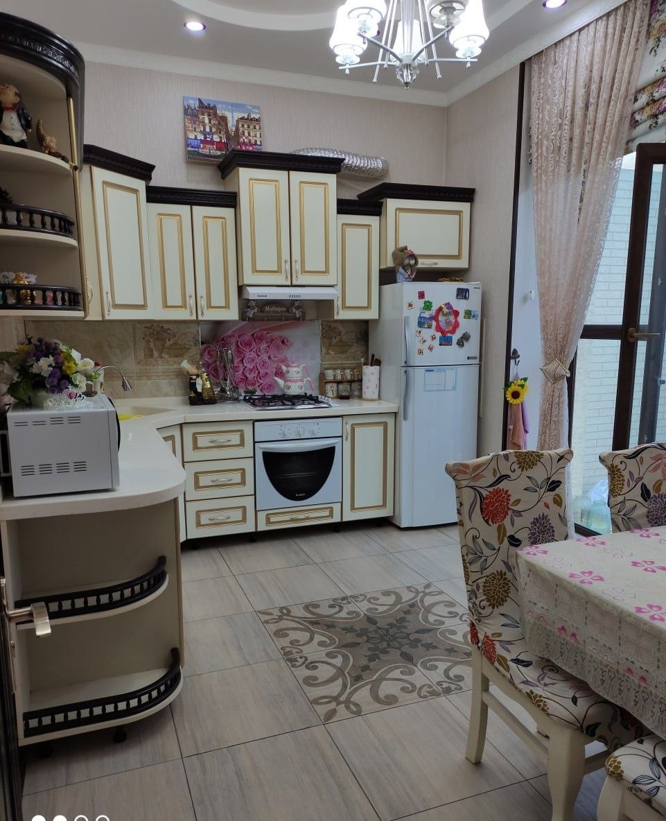 Продаётся 7-комн. дом, 400 м² · Алмазар — фото 2