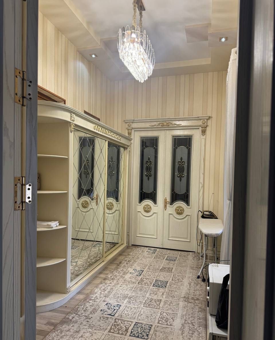 For sale 10-room house, 234 m² · Almazar — photo 5