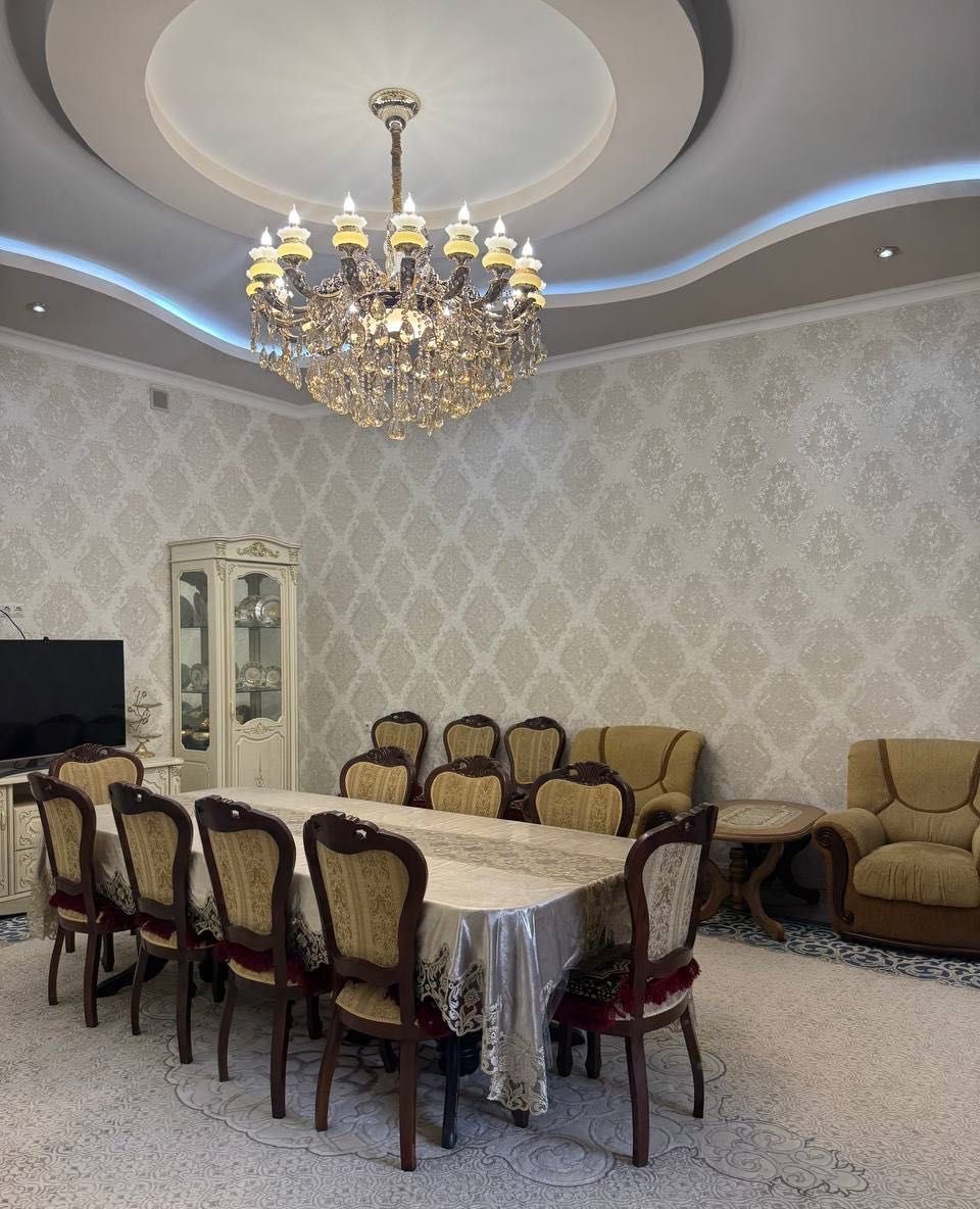 For sale 10-room house, 234 m² · Almazar — photo 10