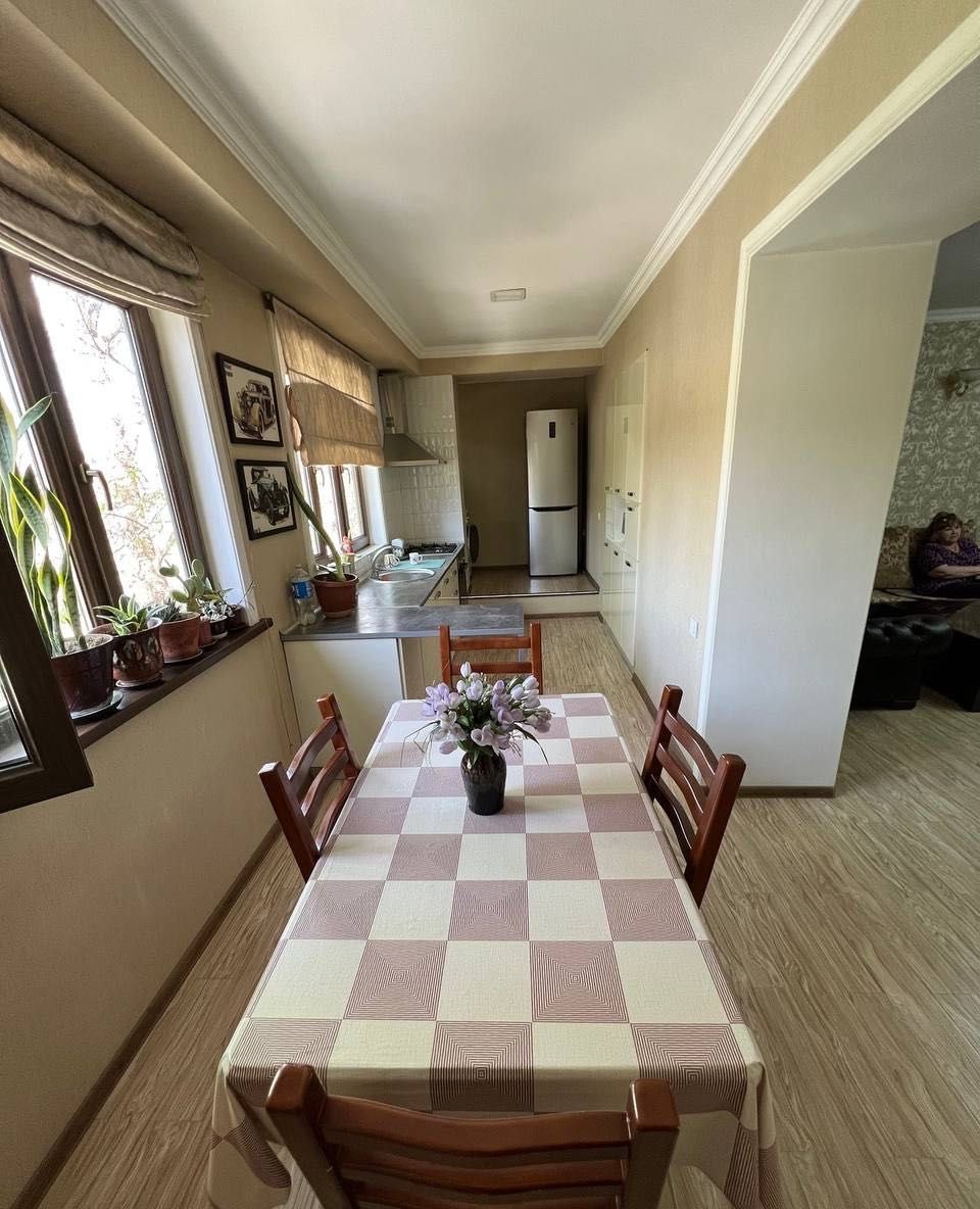 Сдаётся 3-комн. квартира, 80 м² · Мирабад — фото 4