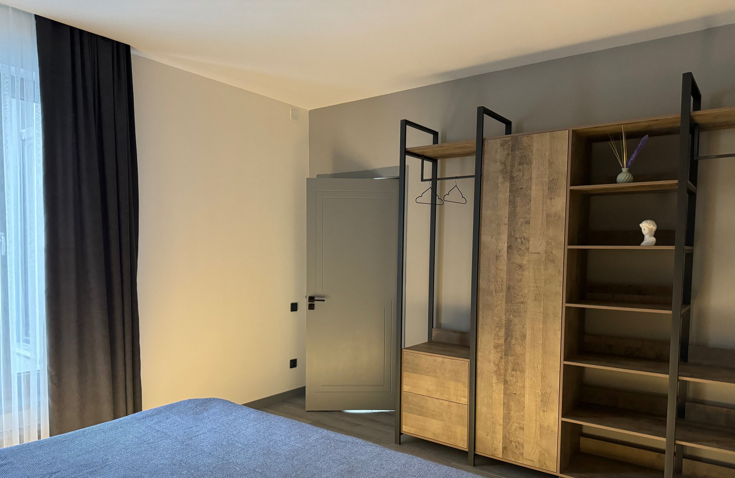 Sotiladi 4 xonali hovli, 255 m² · Mirobod — surat 1