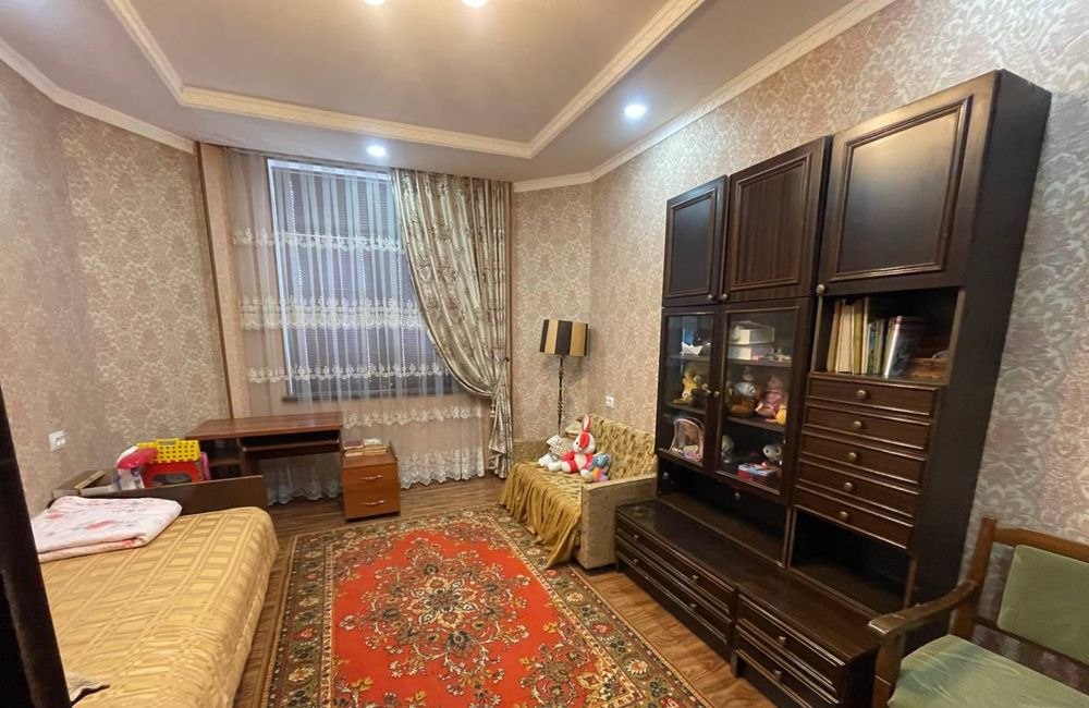 Sotiladi 7 xonali hovli · Mirzo Ulug‘bek — surat 6