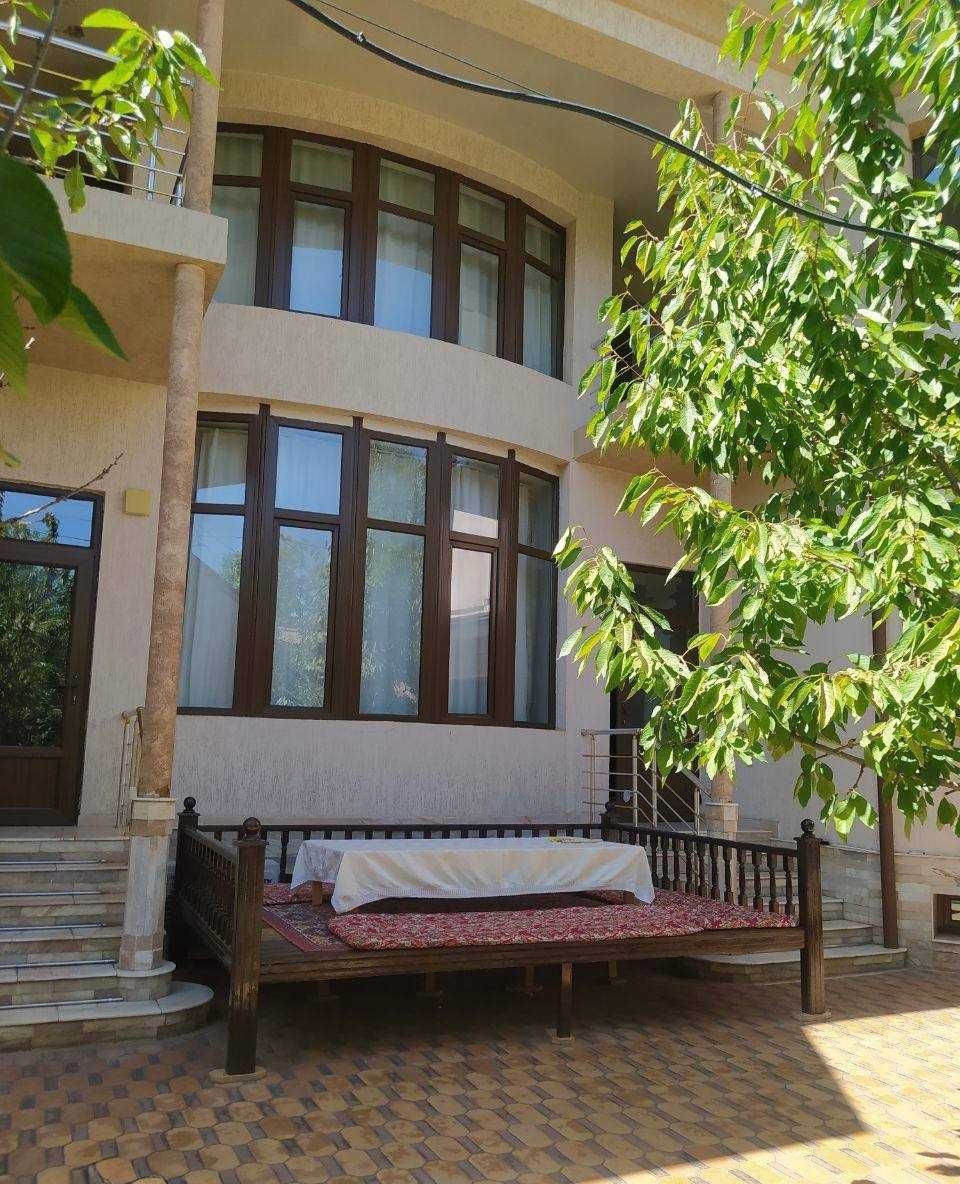 For sale 6-room house, 205 m² · Shaykhantakhur — photo 1