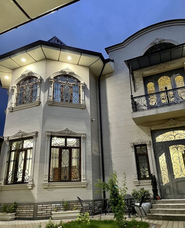 Sotiladi 7 xonali hovli, 600 m² · Yashnobod — surat 1
