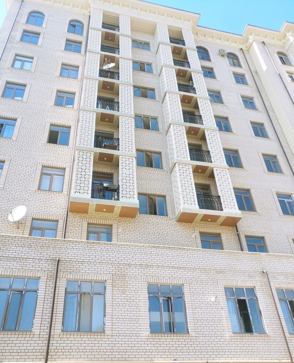 For rent 2-room apartment, 65 m² · Almazar — photo 1