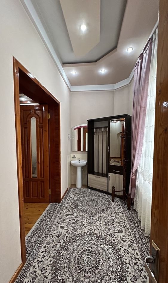 Sotiladi 5 xonali hovli · Mirzo Ulug‘bek — surat 2