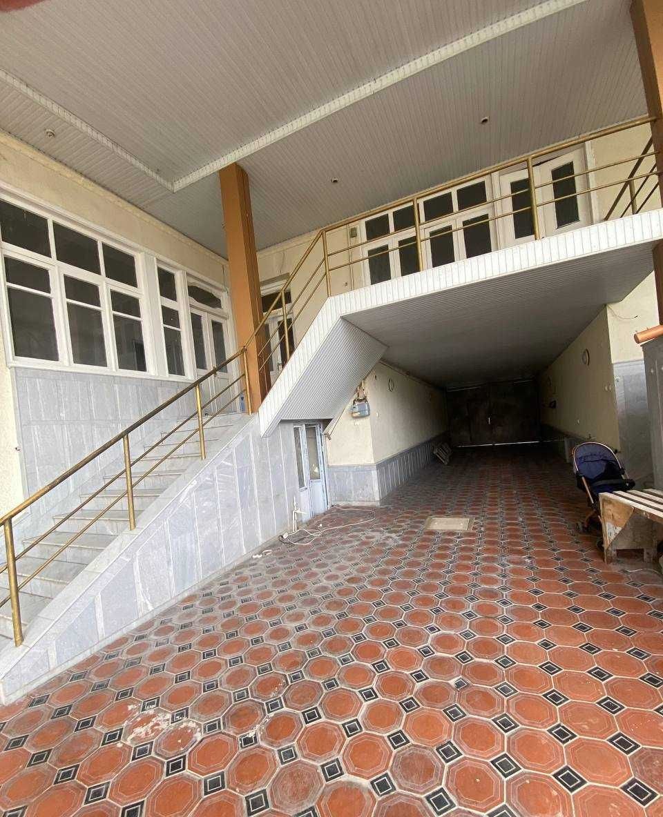 Sotiladi 8 xonali hovli, 168.95 m² · Uchtepa — surat 6