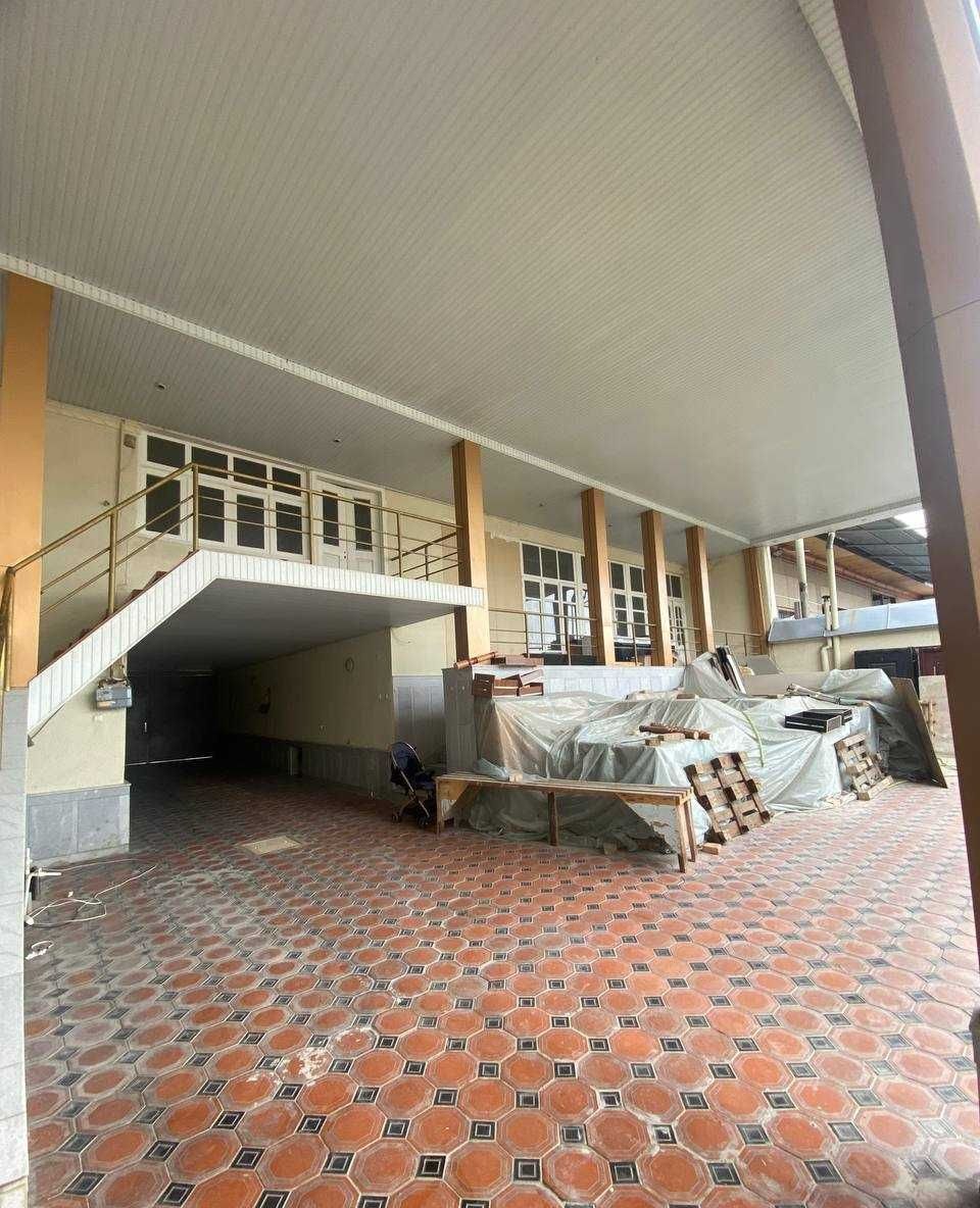 Sotiladi 8 xonali hovli, 168.95 m² · Uchtepa — surat 2
