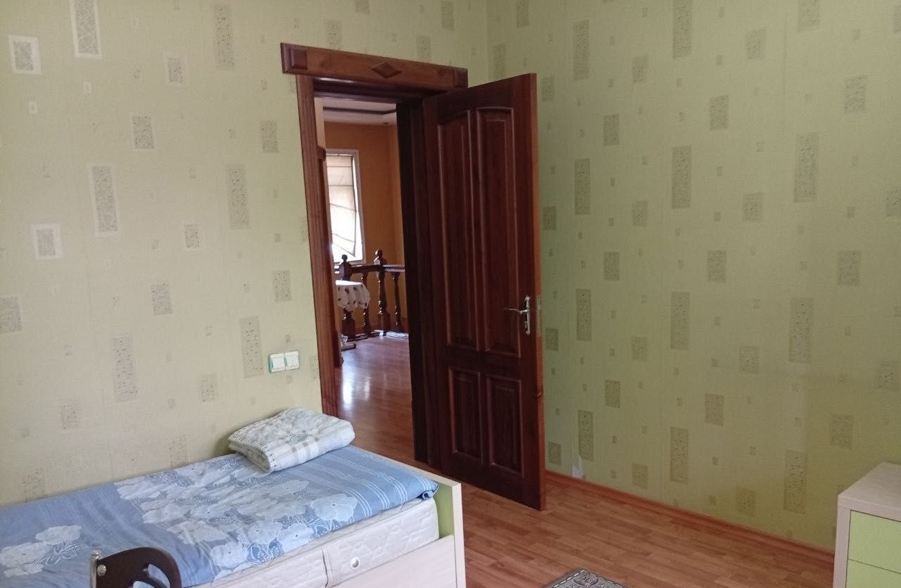 Sotiladi 6 xonali hovli, 309 m² · Mirobod — surat 3