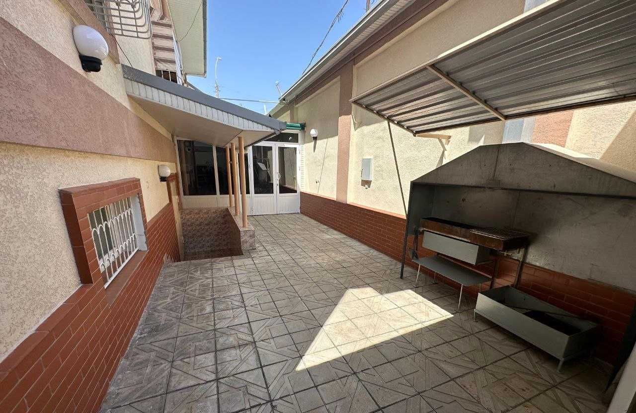 Sotiladi 6 xonali hovli, 200 m² · Mirzo Ulug‘bek — surat 6
