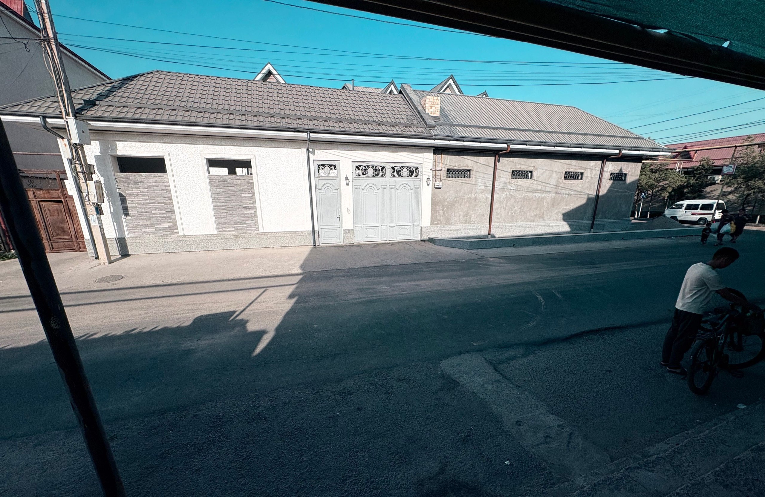 Sotiladi 7 xonali hovli, 340 m² · Yashnobod — surat 1